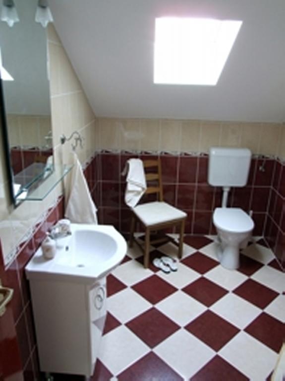 Ilona Apartmanház Komárom Quarto foto
