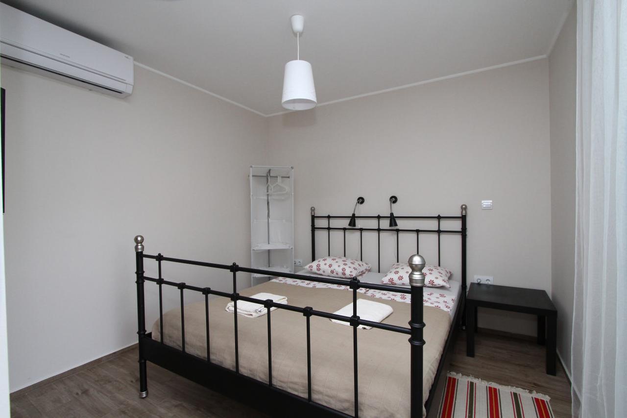 Ilona Apartmanház Komárom Exterior foto